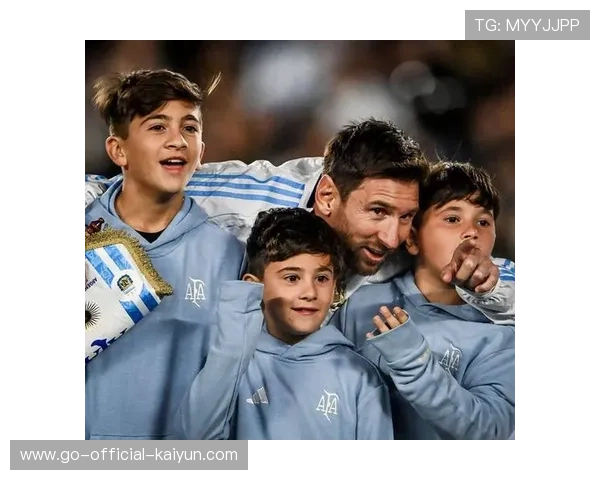 西汉姆联锁定梅西式组织中枢，打造足球管理新时代